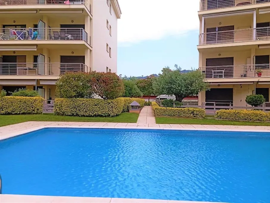 Apartamento En Primera Linea De Mar Roses