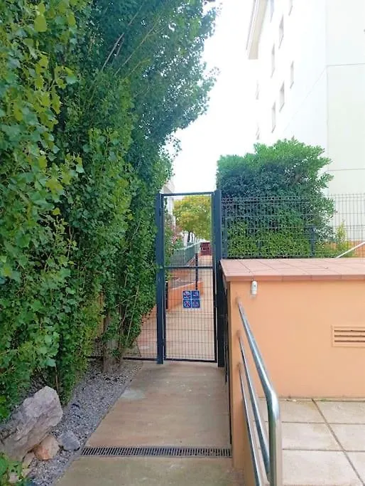 Apartamento En Primera Linea De Mar Roses