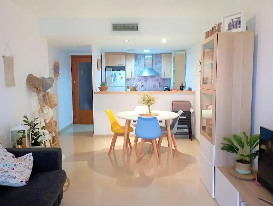 Apartamento En Primera Linea De Mar Roses Espanha