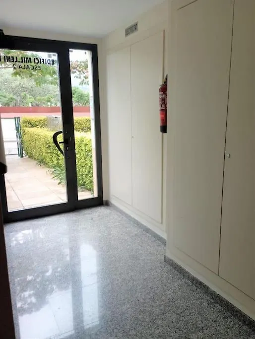 Apartamento En Primera Linea De Mar Roses